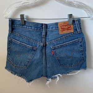 Levi jean shorts